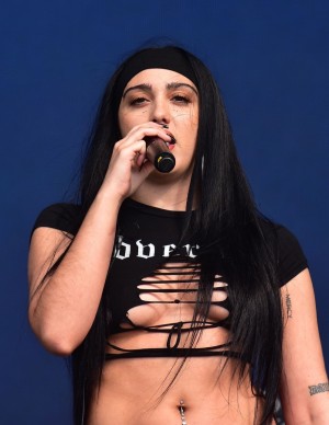 photos Lourdes Leon