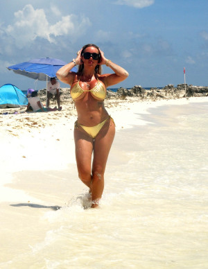 photos Aisleyne Horgan Wallace