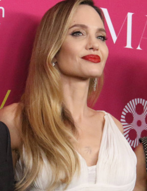 photos Angelina Jolie