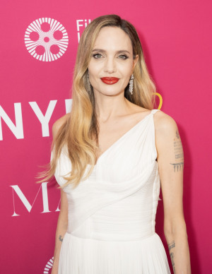 photos Angelina Jolie