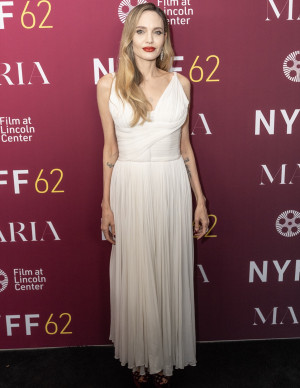 photos Angelina Jolie