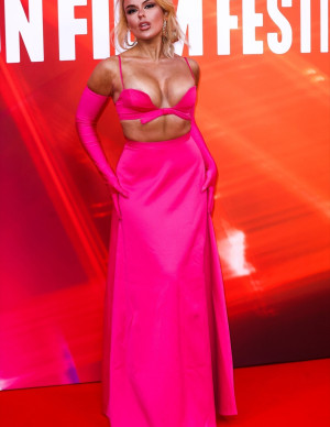 photos Tallia Storm