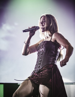 photos Becky Hill
