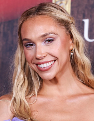 photos Alexis Ren