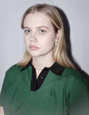 photos Angourie Rice