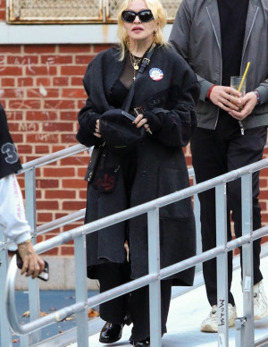 photos Lourdes Leon