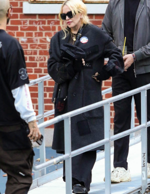 photos Lourdes Leon