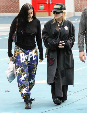 photos Lourdes Leon