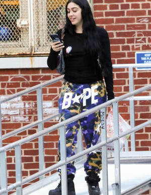 photos Lourdes Leon