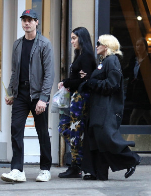 photos Lourdes Leon