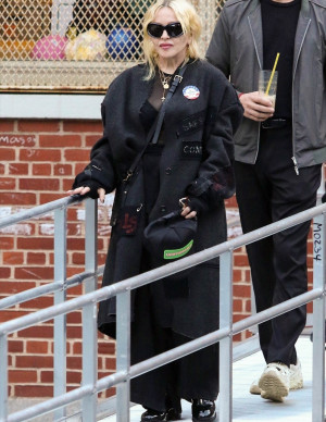 photos Lourdes Leon