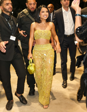 photos Becky G