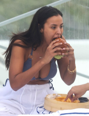 photos Maya Jama 