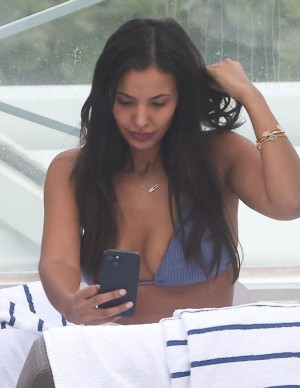 photos Maya Jama 