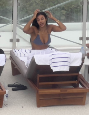 photos Maya Jama 