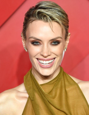 photos Wallis Day