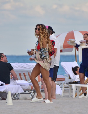 photos Jena Frumes