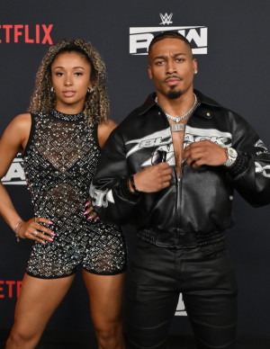 Kelani Jordan : Paillettes, lutte et tapis rouge en folie !