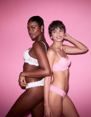 photos Taylor Marie Hill