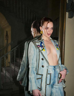 photos Madeline Brewer