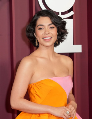 photos Auliʻi Cravalho