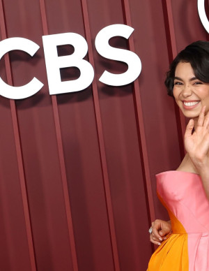 photos Auliʻi Cravalho