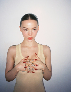 photos Dove Cameron 