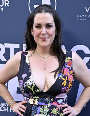 photos Melanie Lynskey