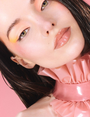 photos Dove Cameron 