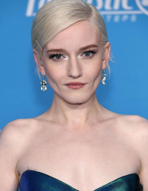 photos Julia Garner