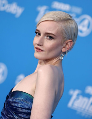 photos Julia Garner