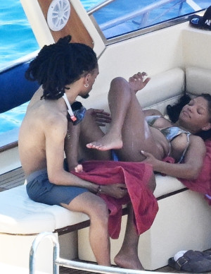 photos Halle Bailey