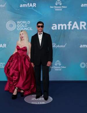 photos Ava Max