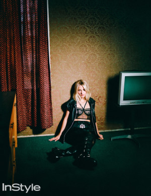 photos Mckenna Grace
