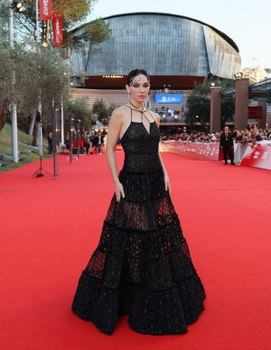 photos Matilda De Angelis