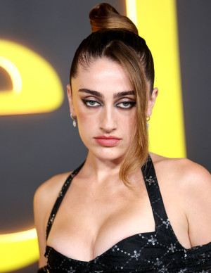 photos Rachel Sennott