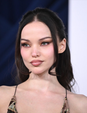 photos Dove Cameron 