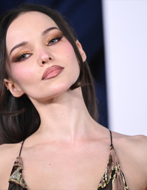 photos Dove Cameron 