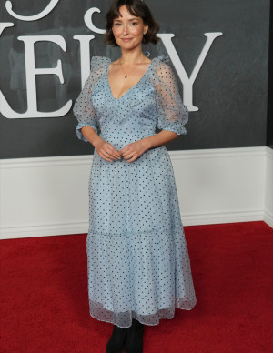 photos Milana Vayntrub