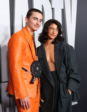 photos Odessa A'zion