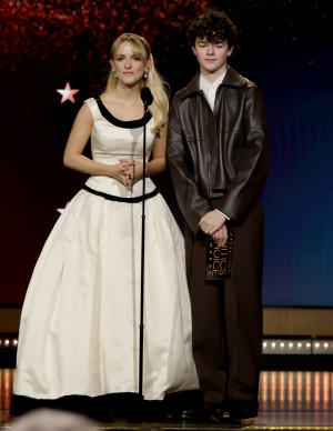 photos Mckenna Grace