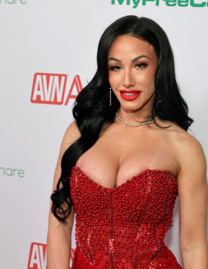 photos Jennifer White