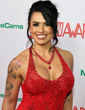 photos Eva Angelina