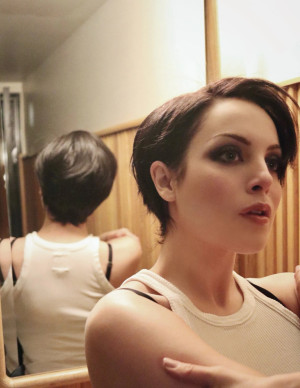 photos Elizabeth Gillies