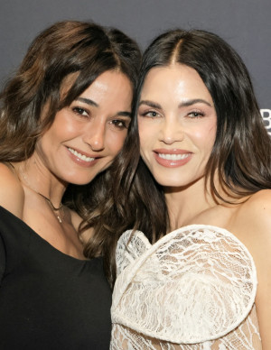 photos Emmanuelle Chriqui