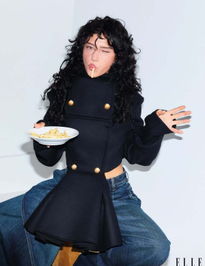 photos Odessa A'zion