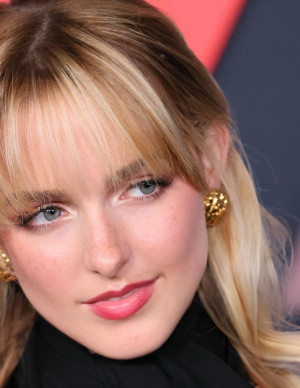 photos Mckenna Grace